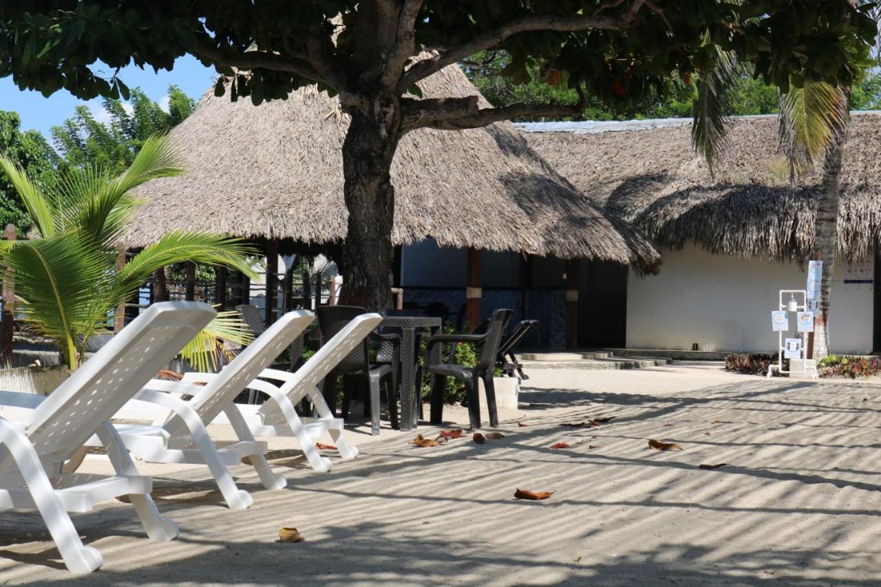 Cabanas La Espanola Coveñas 외부 사진